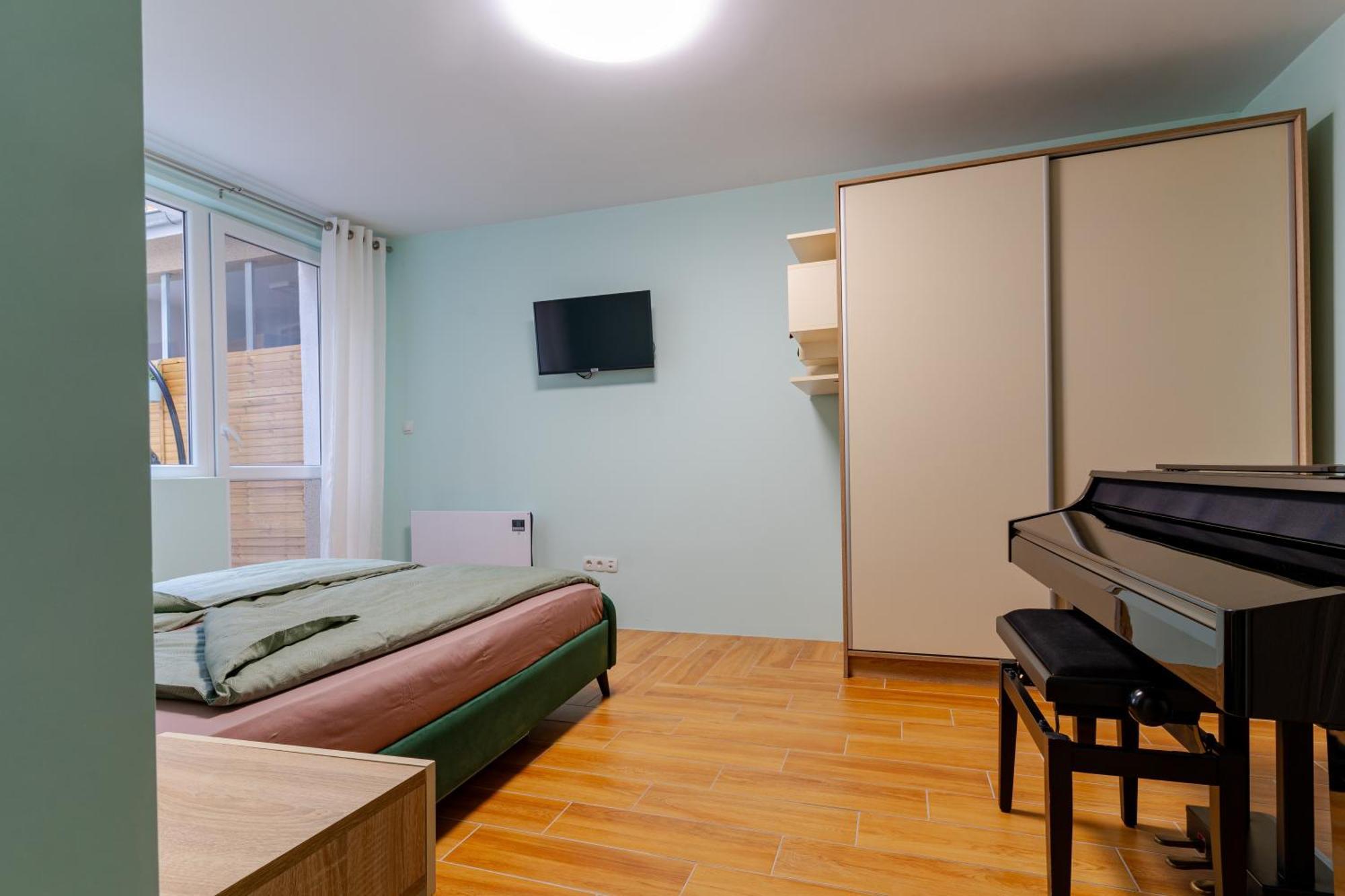 Mirela Guest Apartment Veliko Tarnovo Eksteriør billede